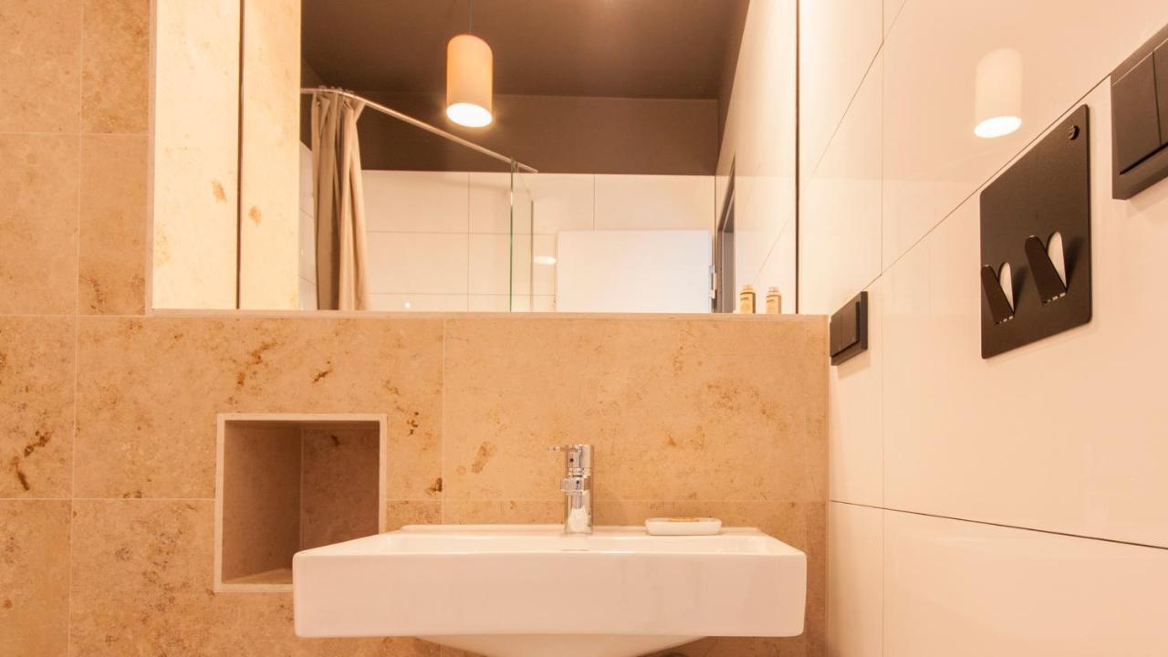 Room For Rent Унтергахінг Екстер'єр фото